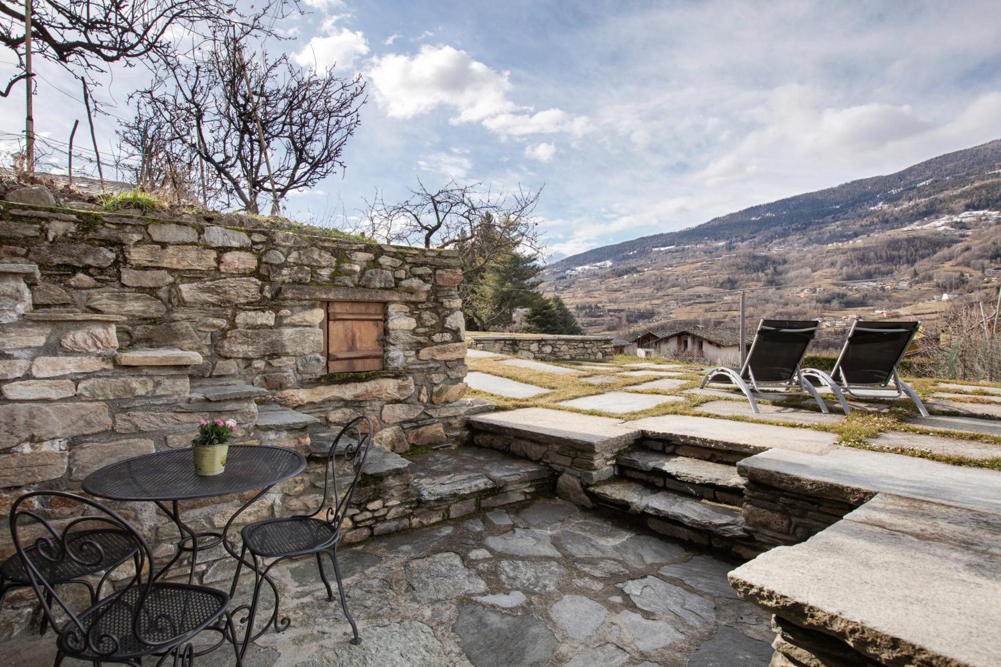 Roisan Mini House Valle D'Aosta מראה חיצוני תמונה