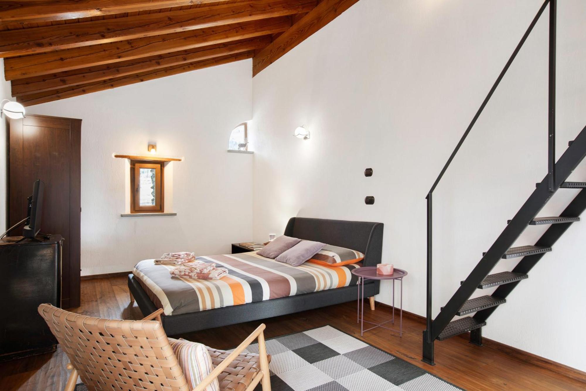Roisan Mini House Valle D'Aosta מראה חיצוני תמונה
